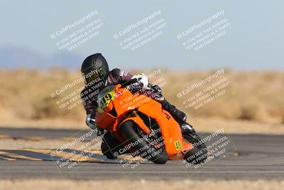 media/Mar-22-2025-CVMA (Sat) [[462c0ffedb]]/Race 13-Amateur Supersport Middleweight/